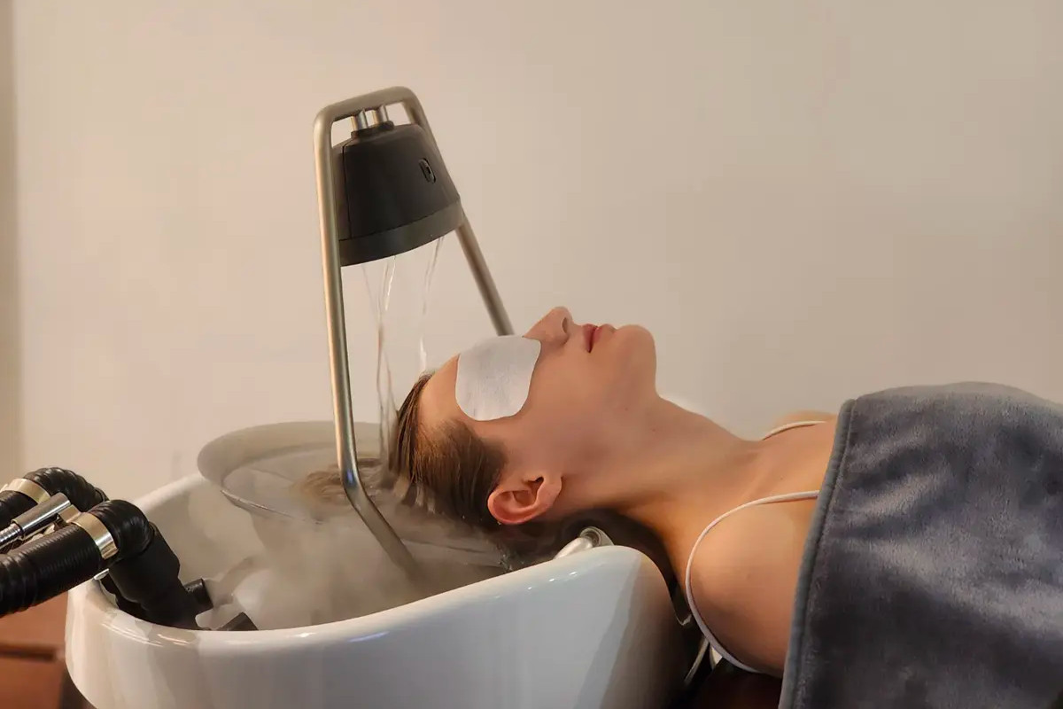 Chăm sóc da đầu chuyên sâu tại spa Hàn Quốc