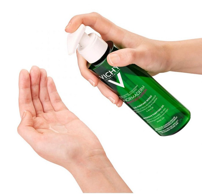 Sữa rửa mặt Vichy Normaderm Phytosolution Intensive Purifying Gel cho da dầu mụn