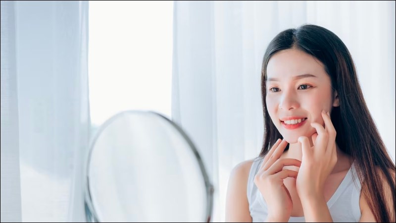 Mặt nạ mật ong và cà chua giúp làm giảm sạm nám và dưỡng sáng da tự nhiên