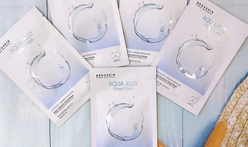Mặt nạ cấp nước Beauskin Aqua Mask dịu nhẹ cho da hỗn hợp.