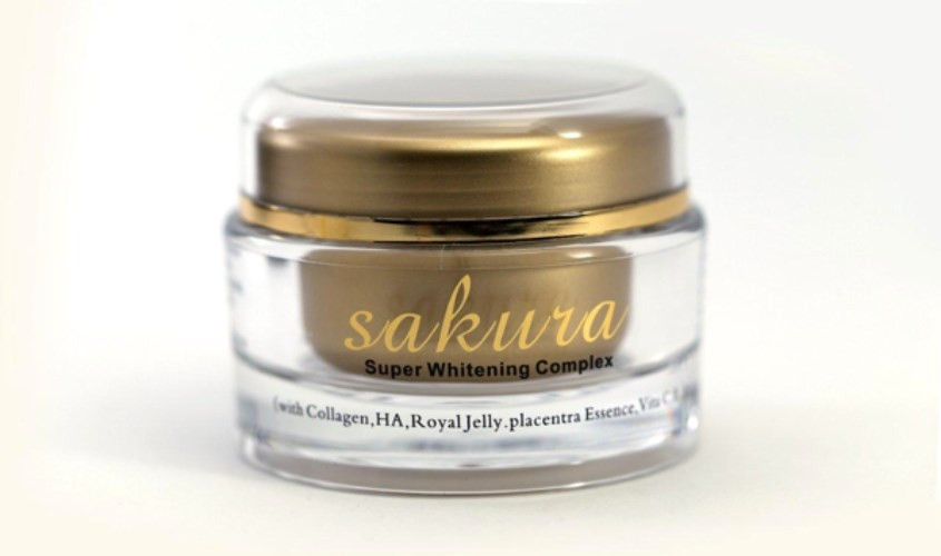 Kem dưỡng da chống lão hóa Sakura Super Whitening Complex