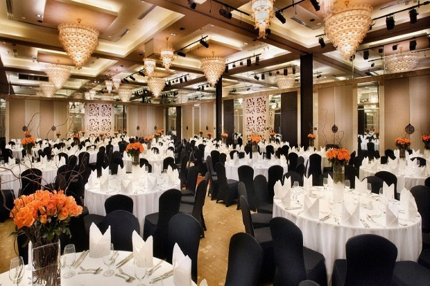 Không gian sự kiện sang trọng tại một khách sạn ở Hà Nội, nơi du khách có thể kết hợp công tác hoặc giải trí với các hoạt động thư giãn như spa.