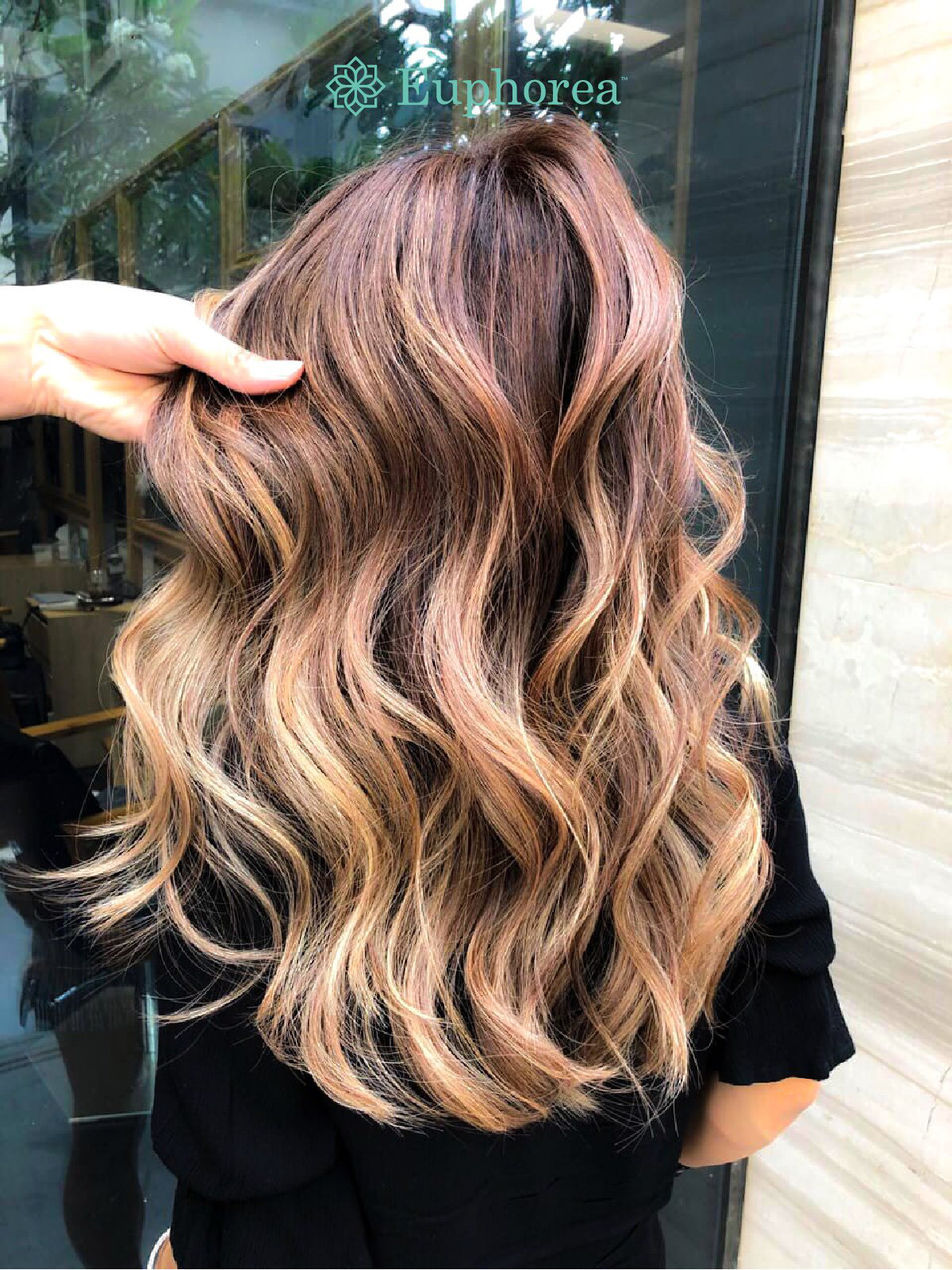 Kỹ thuật nhuộm Balayage chuyển màu tự nhiên và thời thượng