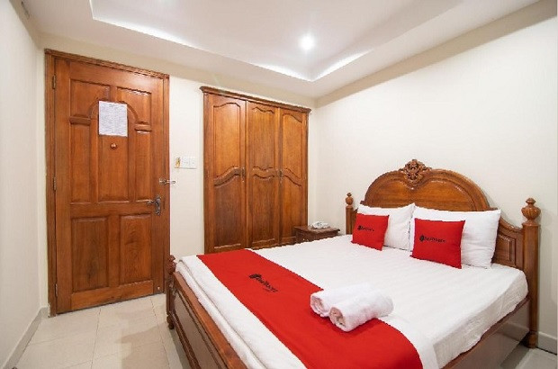 Phòng ngủ đầy đủ tiện nghi tại Golden View Hotel