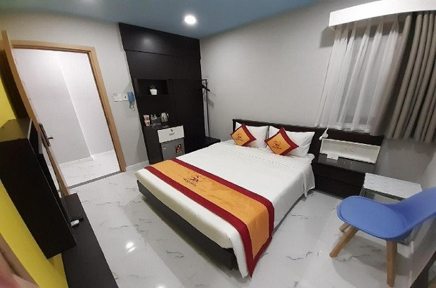 Phòng ngủ tinh tế tại The Six Hotel