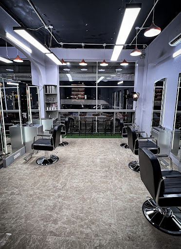 LIN Hair Studio - tiệm hớt tóc Long Biên