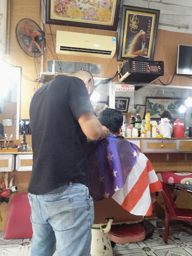 Tiệm Hớt Tóc Đông Du - tiệm hớt tóc kiên giang