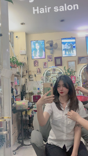 HAIR & NAIL UYỂN NHI | SALON ĐẸP QUẬN 11 | NAIL ĐẸP QUẬN 11 - tiệm hớt tóc Quận 11