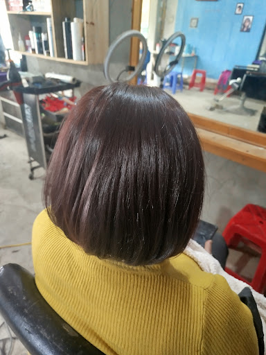 Quán cắt tóc Ton Chiều - tiệm hớt tóc hà giang