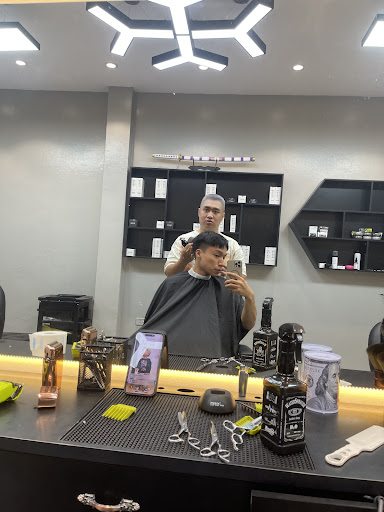Future Men’s Hair Studio - tiệm hớt tóc Ba Đình