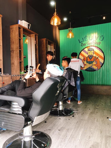LIÊU VŨ BarberShop - tiệm hớt tóc Bình Chánh