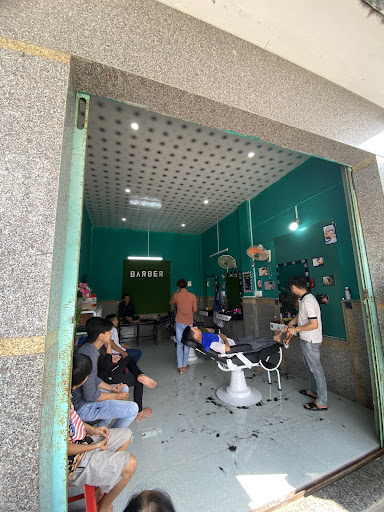 Tiệm cắt tóc Đạt Nguyễn - tiệm hớt tóc phú yên