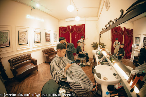 Tiệm Tóc Của Chú Tư 2 - 4RAU DELUXE Quận 3 - tiệm hớt tóc Quận 3