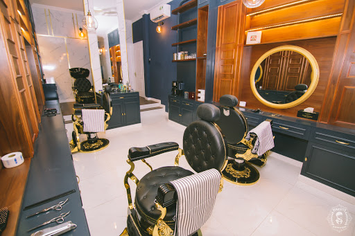 Augustus Barbershop - tiệm hớt tóc Hóc Môn