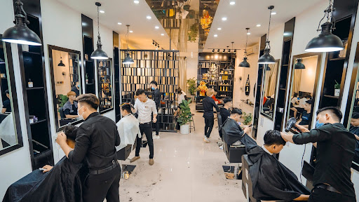 Phantom Barber Shop - Cắt Tóc Nam, Gội Đầu Massage Cổ Vai Gáy Tại Thuận Hoá, Thành phố Huế - tiệm hớt tóc Thừa Thiên Huế
