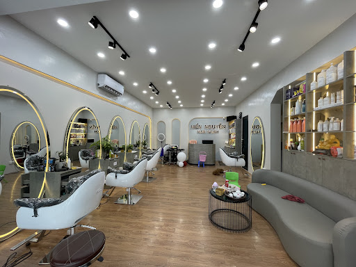 SALON TÓC HIỂN NGUYỄN - tiệm hớt tóc cao bằng