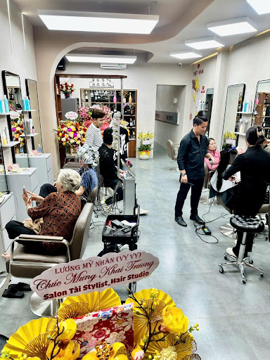Tài Stylist | SALON BÌNH TÂN - tiệm hớt tóc Bình Tân