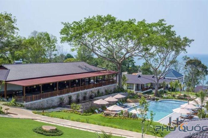 Camia Resort Phú Quốc với phong cách đơn giản và hồ bơi vô cực