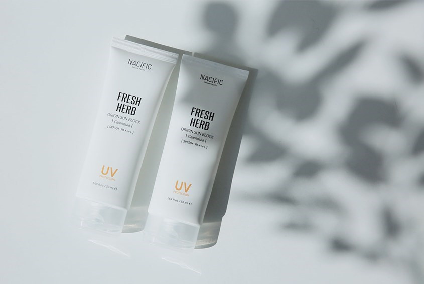 Kem chống nắng phục hồi da với chỉ số SPF 50+ PA++++ bảo vệ tối ưu sau tẩy da chết