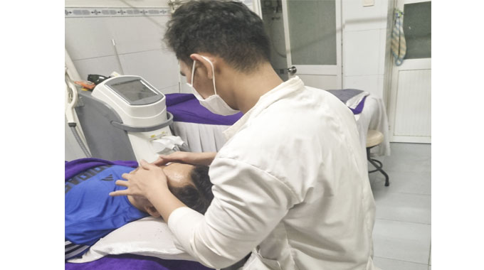 Quy trình làm trắng da mặt cho nam giới chuẩn y khoa