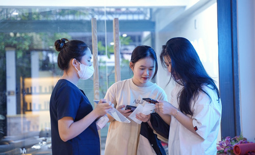 Bảng chi phí liệu trình spa vi kim tảo biển minh bạch tại Clair Center