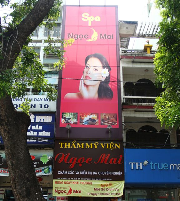 Biển hiệu spa bằng chất liệu bạt đẹp, sang trọng