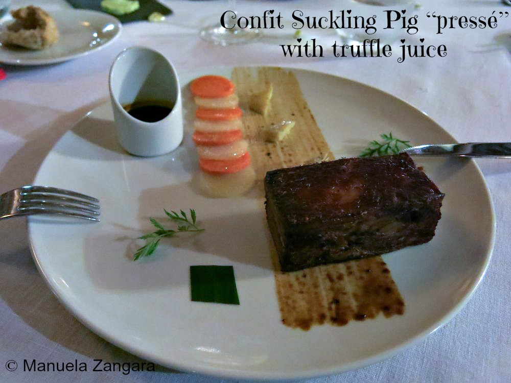 Cá mahi-mahi nướng áp chảo với lớp vỏ giòn tan, món ngon tại Iriatai, Hilton Bora Bora Nui Resort &amp; Spa