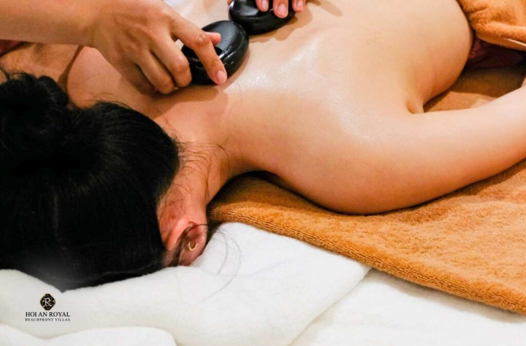 Các liệu pháp spa đa dạng tại Moodhoian Riverside Resort &amp; Spa, mang đến trải nghiệm thư giãn toàn diện bên dòng sông ở Hội An