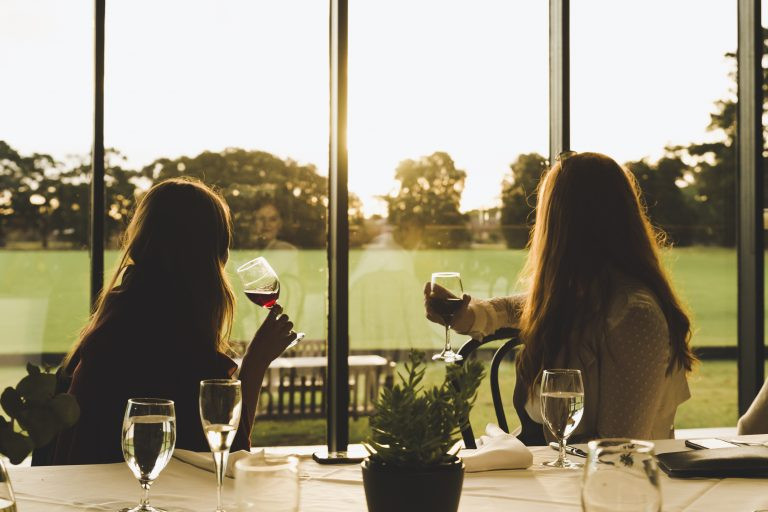 Cảnh hoàng hôn tuyệt đẹp từ Pavilion tại Mansion Hotel &amp; Spa