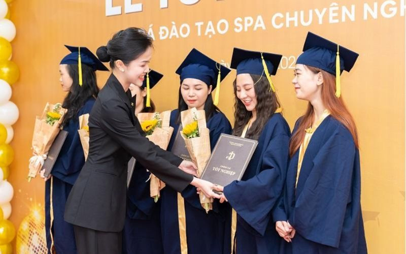 Chứng chỉ spa giúp học viên tìm việc làm với thu nhập tốt