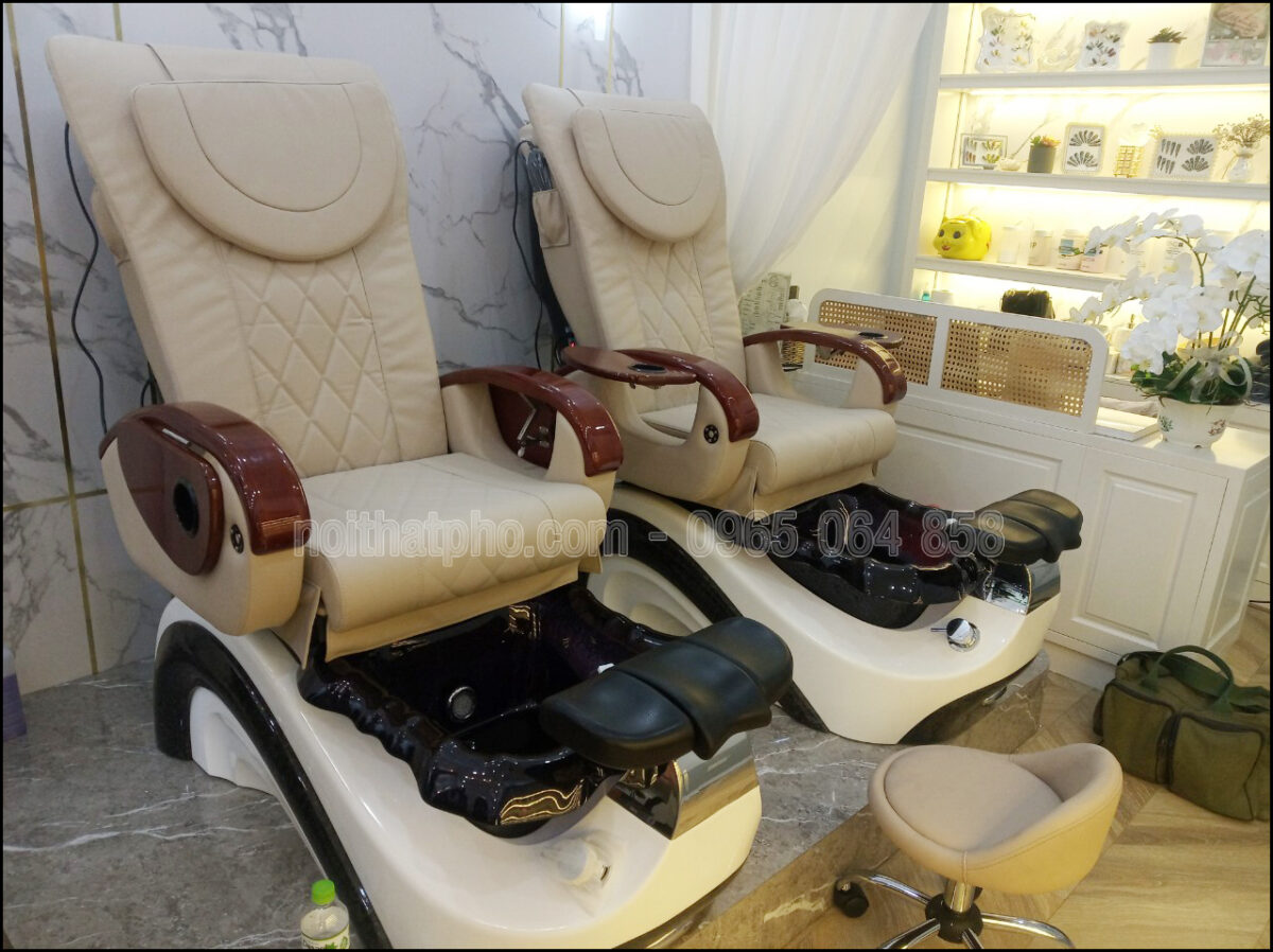 Bố trí ghế spa đa năng trong thiết kế tiệm spa nhỏ hiện đại