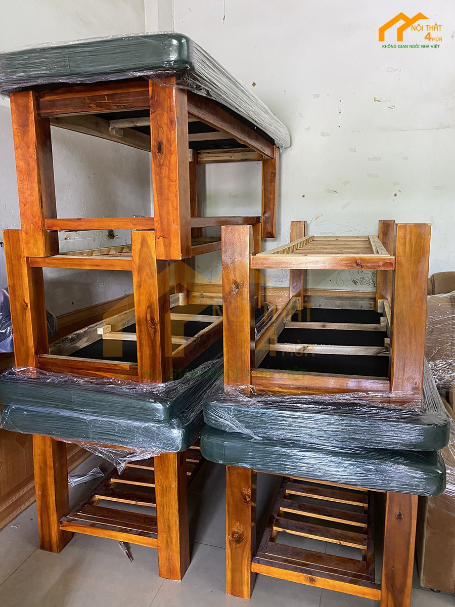 Giường massage spa thanh lý 500k với khung gỗ chắc chắn và nệm êm ái