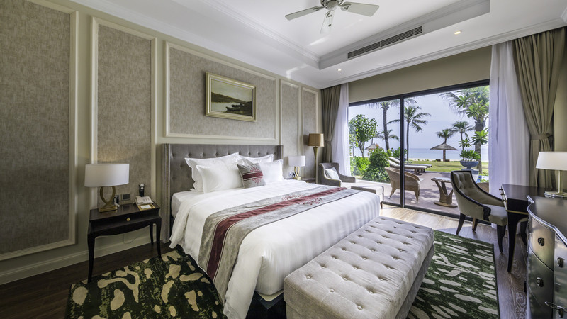 Hoạt động trên biển tại Vinpearl Resort &amp; Spa Long Beach