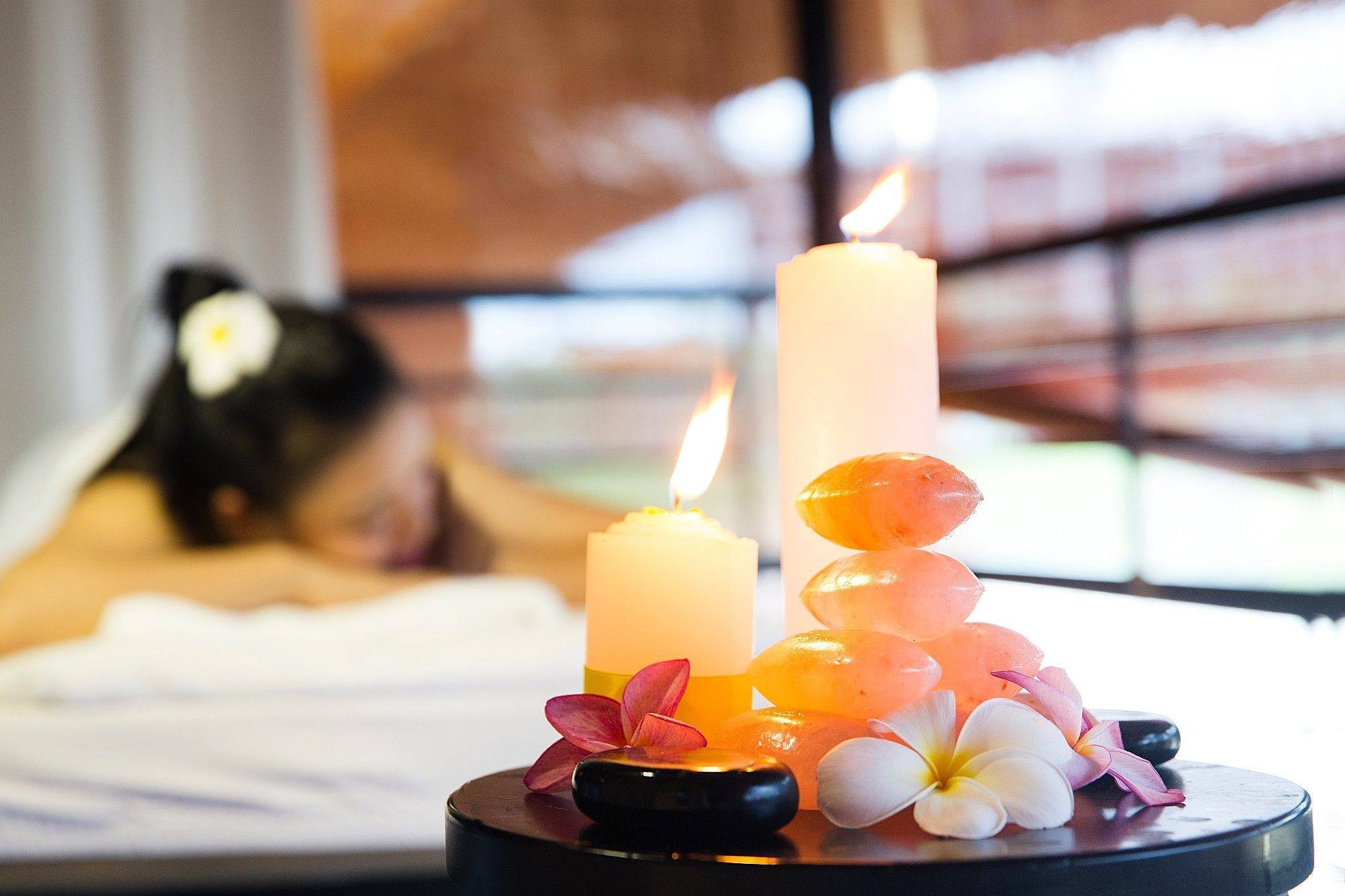 Khu vực spa thư giãn với các liệu pháp chăm sóc tại Golden Peak Resort &amp; Spa Nha Trang