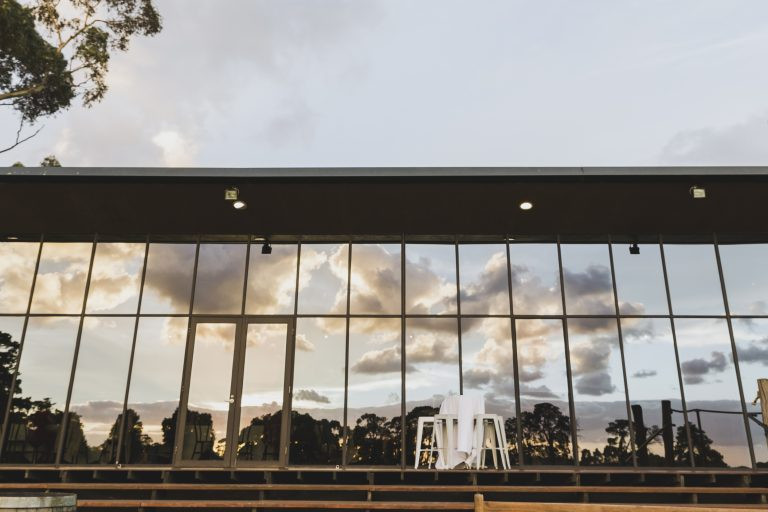 Khung cảnh ngoại thất tráng lệ của Mansion Hotel &amp; Spa tại Werribee Park