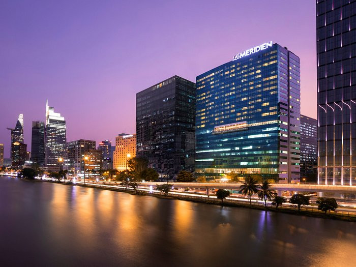 Le Meridien Saigon Spa Menu: Không gian sang trọng của khách sạn Le Meridien Saigon, nơi tọa lạc spa đẳng cấp