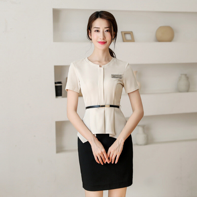 Lựa chọn đồng phục lễ tân spa với các phong cách đa dạng