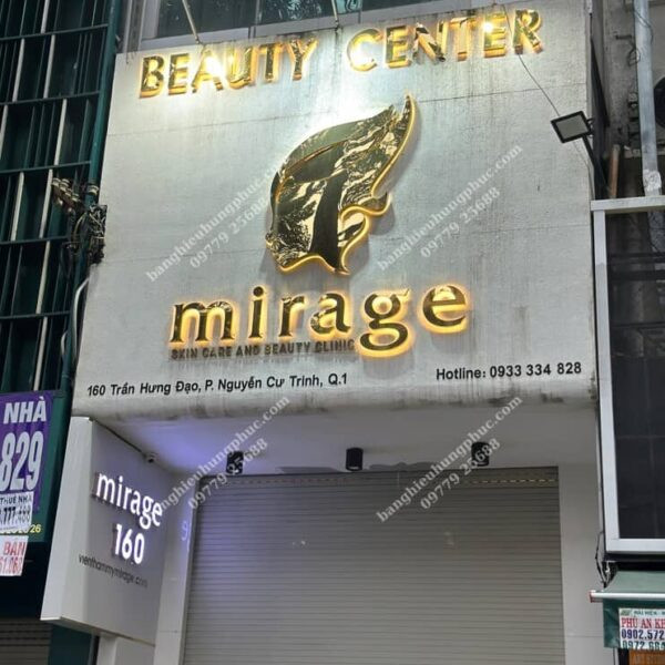 Mẫu bảng hiệu spa đẹp chữ nổi inox vàng gương hắt sáng chân