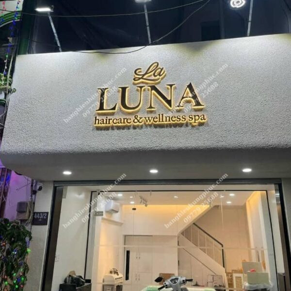 Mẫu bảng hiệu spa đẹp chữ nổi với phong cách cổ điển