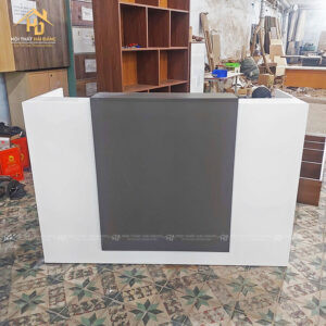 Mẫu quầy lễ tân spa chữ I mặt gỗ trắng xám mang phong cách tối giản