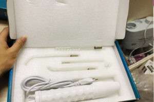 Máy điện tím có khả năng chống khuẩn, kháng viêm giúp làm sạch sâu cho da