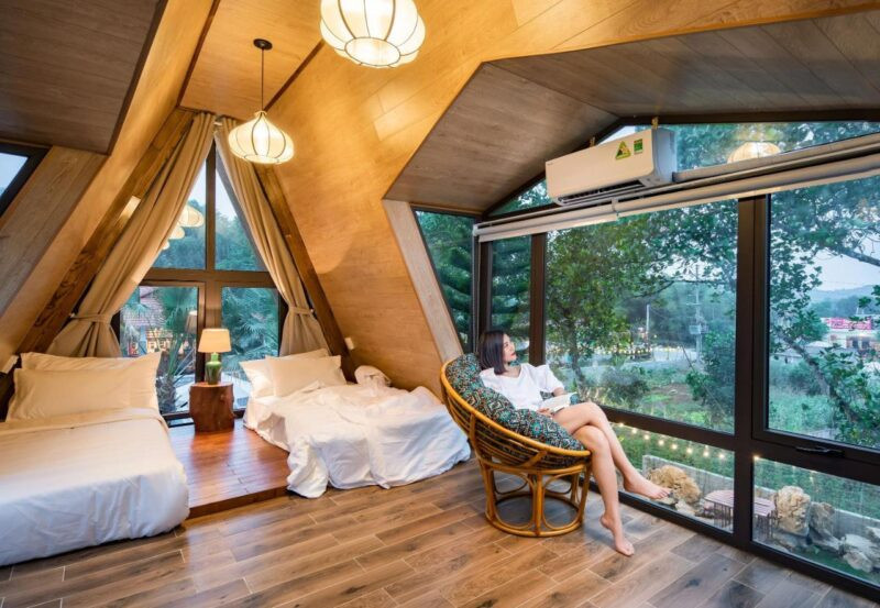 Nội thất sang trọng của phòng nghỉ tại Bái Đính Garden Resort &amp; Spa