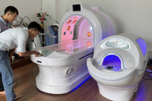 Phi thuyền tắm trắng là một máy móc thiết bị spa để chăm sóc toàn thân