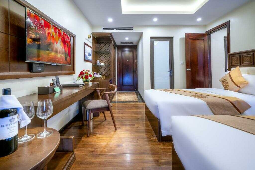 Phòng Deluxe Gia đình tại khách sạn Sapa Relax Hotel &amp; Spa với không gian rộng rãi, tiện nghi