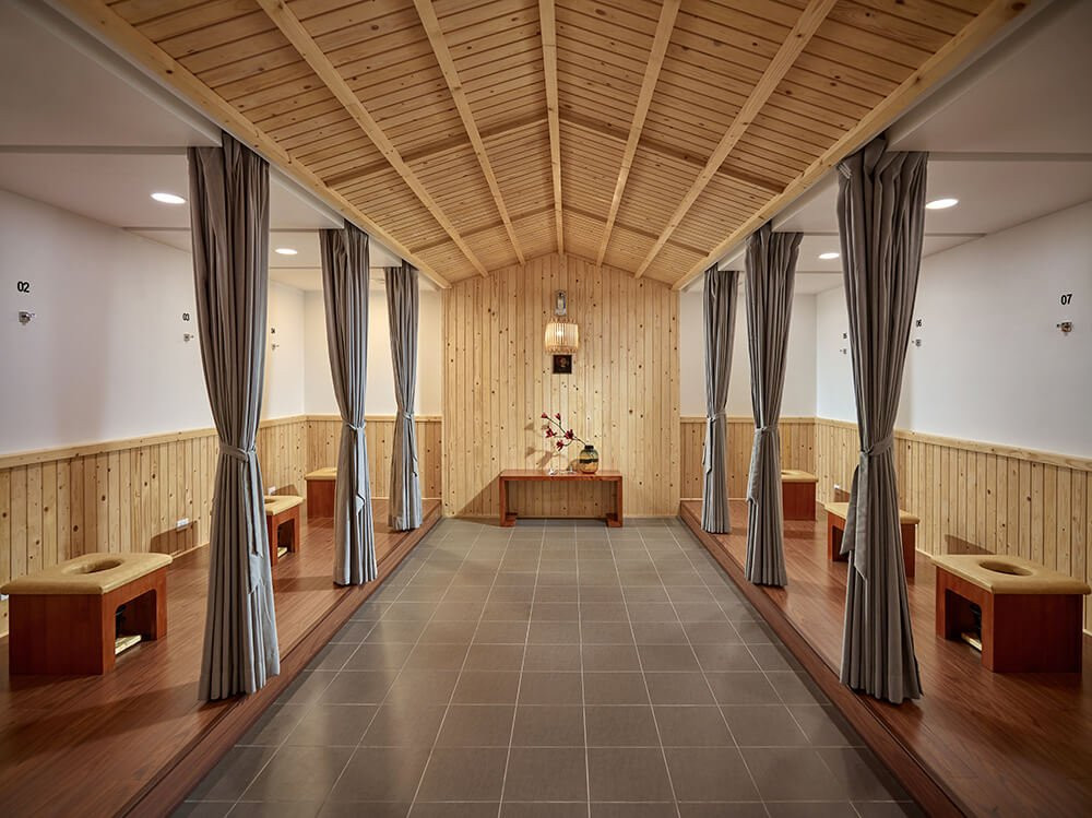 Phòng xông Yomogi tại Mỹ An Onsen Spa Resort, mang đến phương pháp trị liệu dân gian Hàn Quốc.