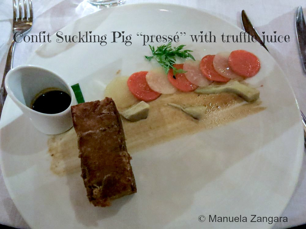 Thịt bò thăn nướng với sốt và rau củ, món chính sang trọng tại Iriatai, Hilton Bora Bora Nui Resort &amp; Spa