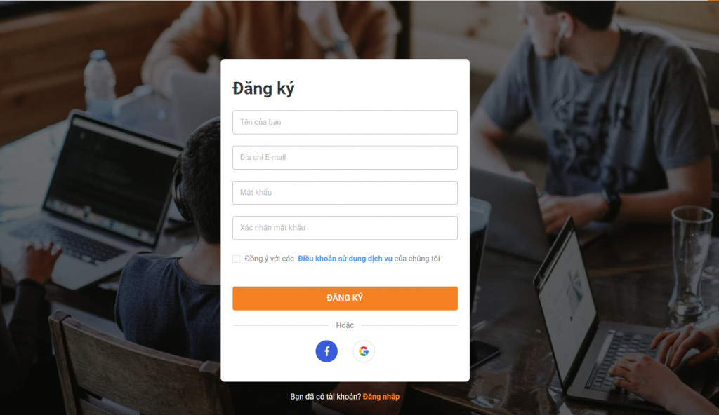 Tích hợp các nền tảng mạng xã hội vào thiết kế website cho spa để tăng tương tác và nhận diện