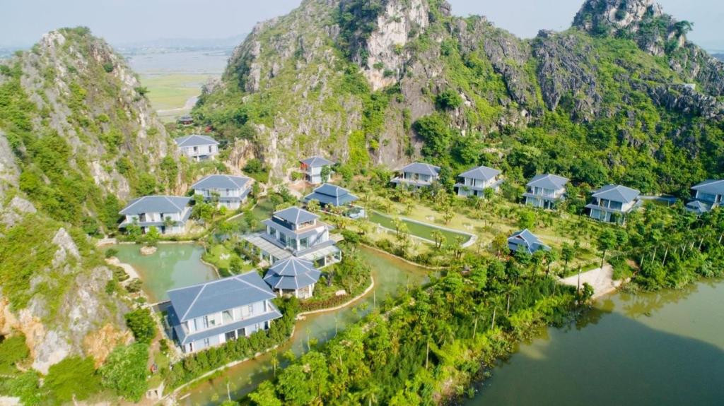 Toàn cảnh Minawa Kenhga Resort & Spa Ninh Bình