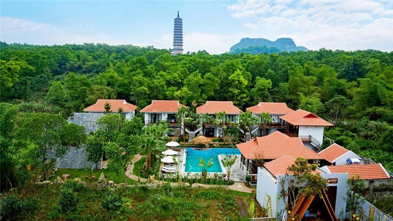 Tổng thể kiến trúc cổ kính của Bái Đính Garden Resort &amp; Spa Ninh Bình