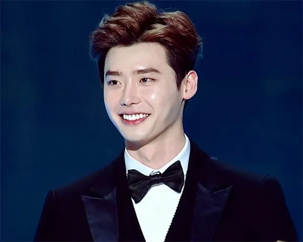 Tóc 2 mái nam đẹp, trẻ trung, dễ dàng thay đổi phong cách